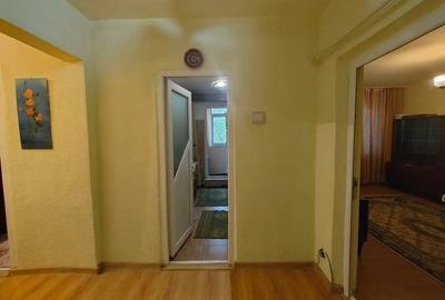 Apartament cu 3 camere decomandat în Orizont - 2