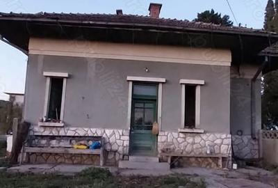 Casă cu 3 camere în Central - 17