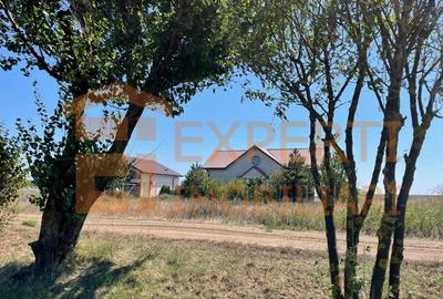 Teren intravilan de vanzare  situat in zona COSTINESTI langa soseaua DC.6 - 9