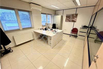 Birou, de 257 mp, în Central - 6