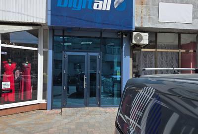 Spațiu comercial, de 40 mp, în Orizont - 3