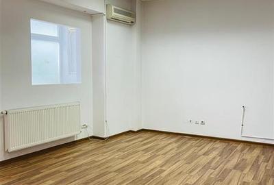 Casă individuală cu 20 camere cu Teren 420 Mp în 1 Mai - 10