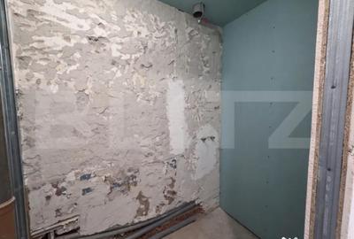 Garsonieră semidecomandată în Micro 14 - 2