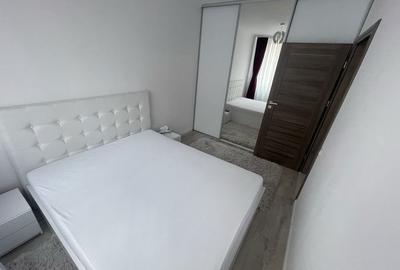 Apartament cu 2 camere decomandat în Decebal - 1