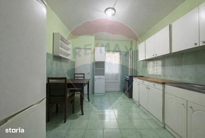 Apartament cu 4 camere decomandat în Central - 2
