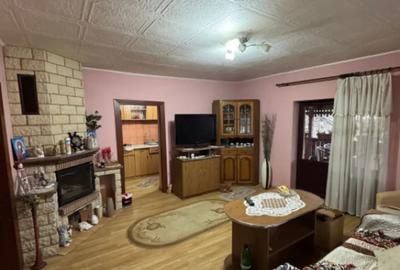 Casă cu 3 camere în Lăpuș - 10