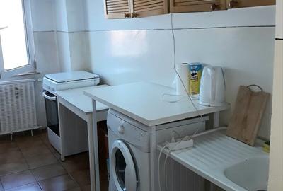 Lacul Tei, Parc, Universitatea Tehnica de Constructii, semistradal - 13