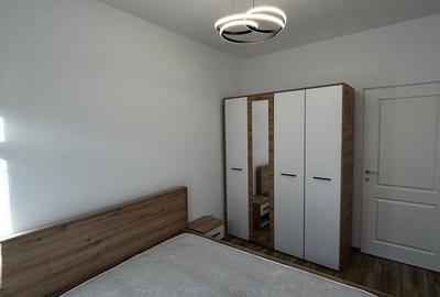 Apartament cu 3 camere, mobilat în Sud - 1