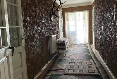 Casă cu 2 camere cu Teren 1400 Mp în Moțca - 2