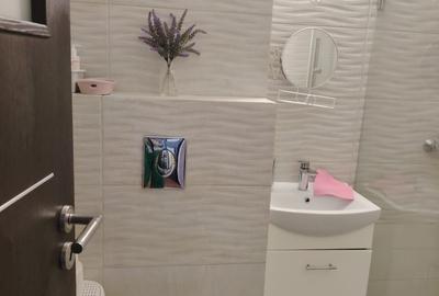 Apartament cu 3 camere semidecomandat în Gara de Nord - 4