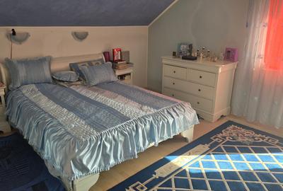 Casă cu 5 camere cu Teren 1159 Mp în Zăvoi - 9