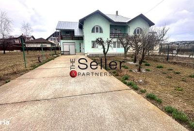 Apartament cu 3 camere decomandat în Central - 9