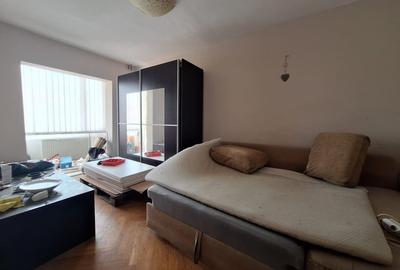 Apartament spatios cu 3 camere, decomandat, 72 mp, Complexul Studentesc - 11