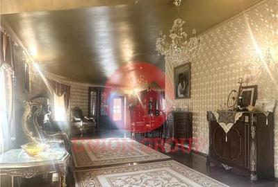 Casă cu 7 camere cu Teren 660 Mp în Lazu - 8