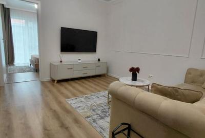 Apartament cu 2 camere, mobilat în Central
