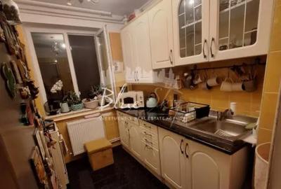Apartament cu 4 camere semidecomandat în Tomis III - 9