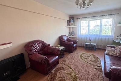 Apartament cu 2 camere decomandat în Central - 1