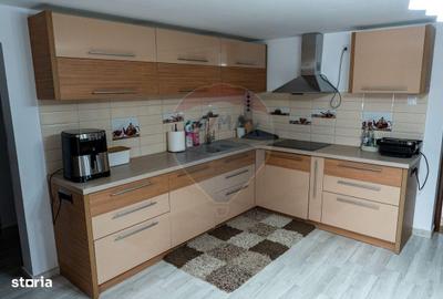 Casă cu 4 camere în Hășdat - 7