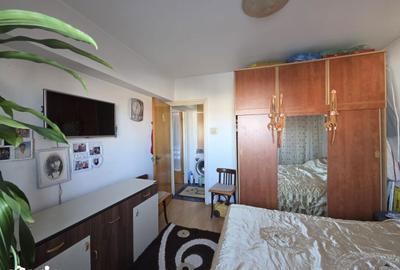 Apartament cu 4 camere semidecomandat, mobilat în Militari - 1
