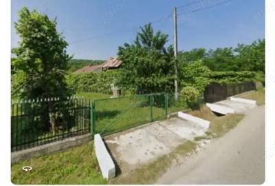 Teren de 2403 mp, în Iedera - 6
