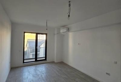 Garsonieră decomandată în Vișani - 4