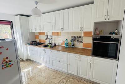 Casă cu 5 camere cu Teren 303 Mp în Glina - 10