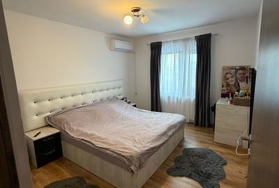 Casă cu 4 camere cu Teren 250 Mp în Domnești - 2