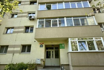Apartament cu 3 camere în Obor