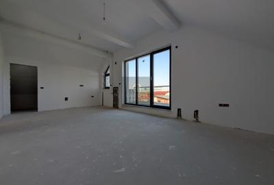 Apartament cu 2 camere decomandat în Obor