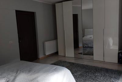 Casă cu 4 camere în Central - 2