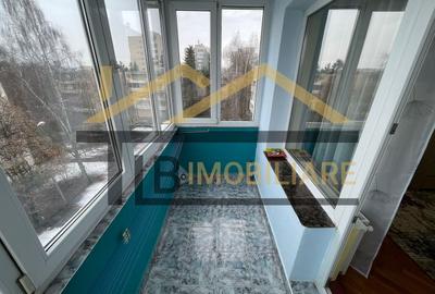 Apartament cu 2 camere decomandat în Cornișa - 9