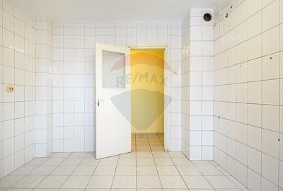 COMISION 0% | Apartament 3 camere | Parter | 64 mp | Calea București - 13