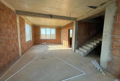 Casă cu 3 camere cu Teren 220 Mp în Lugoj - 1