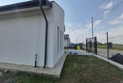 Casă individuală cu 4 camere cu Canalizare în Chiajna - 2