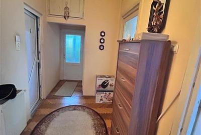 Apartament cu 3 camere decomandat în Luncă - 16