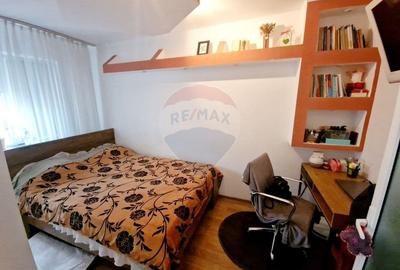 Apartament cu 3 camere de vanzare in zona Maratei