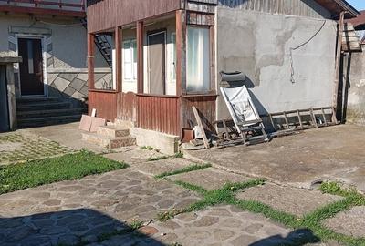 Casă cu 7 camere cu Teren 1974 Mp în Sud - 11
