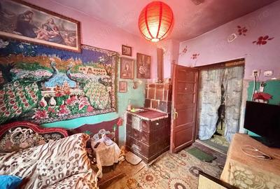 Casă cu 4 camere cu Teren 540 Mp în Grădiște - 2