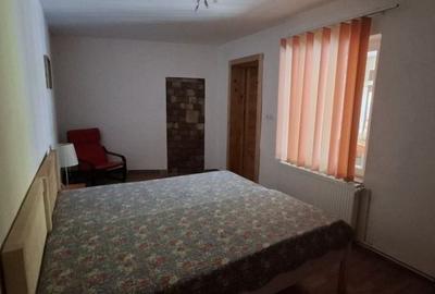 Casă cu 4 camere cu Teren 551 Mp în Cristian