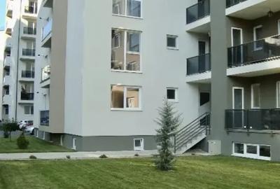 Apartament cu 2 camere semidecomandat în Central - 1