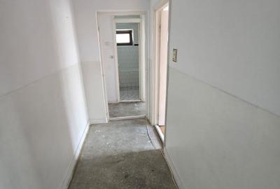 Apartament cu 3 camere semidecomandat în Mioriței - 3
