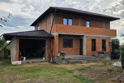 Casă cu 4 camere în Călinești - 5