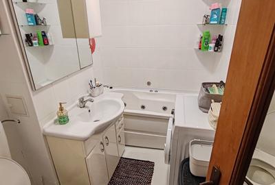 Apartament cu 2 camere decomandat în Central - 2