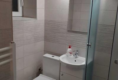 Garsonieră decomandată în Medicină - 1