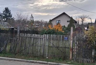 Teren de 425 mp, în Central - 2