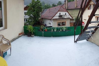 Apartament cu 2 camere în Drumul Carului