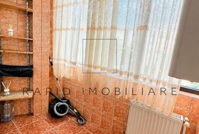 Apartament cu 2 camere decomandat în Micro 21 - 9