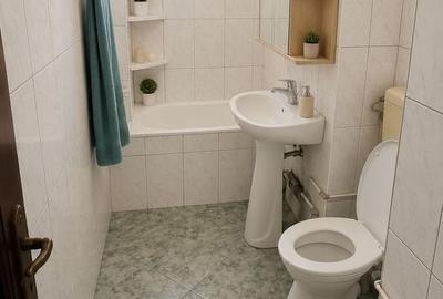 Garsonieră decomandată, mobilată în Soarelui - 6