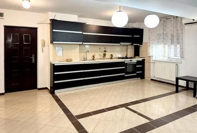 Apartament cu 3 camere decomandat în Gheorghe Doja
