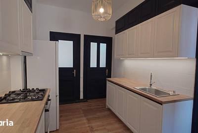 Apartament cu 3 camere semidecomandat în Central - 12